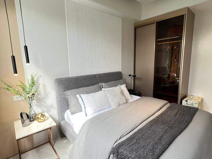 AFFORDABLE LUXURY CONDOMINIUM 24sqm studio unit/1BR/2BR