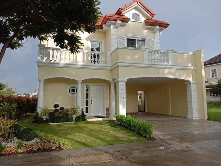 3-bedroom House for Sale at Versailles Alabang