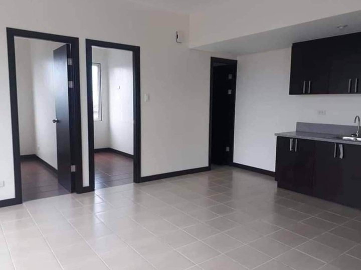 Rent to Own 30K/Mo RFO 2Bedroom Condo in San Lorenzo Place Makati City