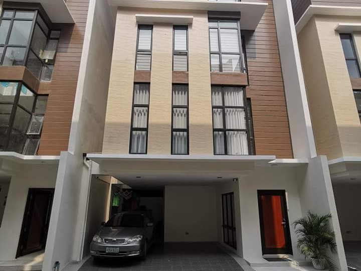 4-bedroom Single Attached House For Sale in Quezon City / QC