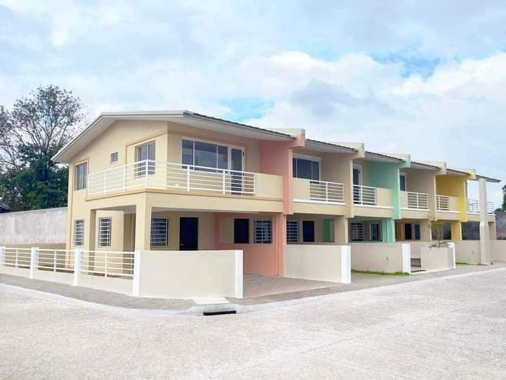 Affordable 3 bedroom townhouse in cavite