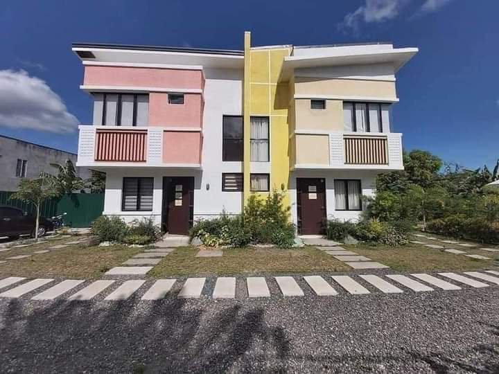 3-bedroom Duplex / Twin House For Sale in General Trias Cavite