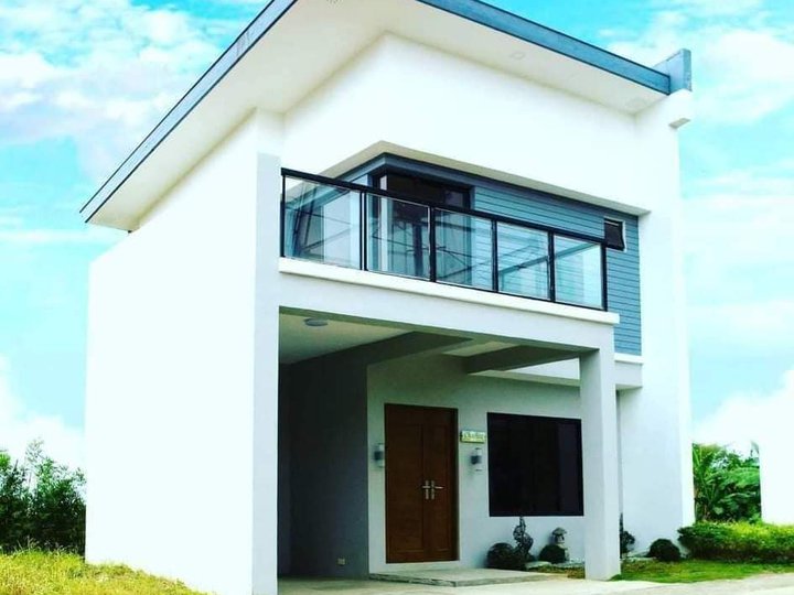 3-bedroom Single Attached House For Sale in Dasmarinas Cavite