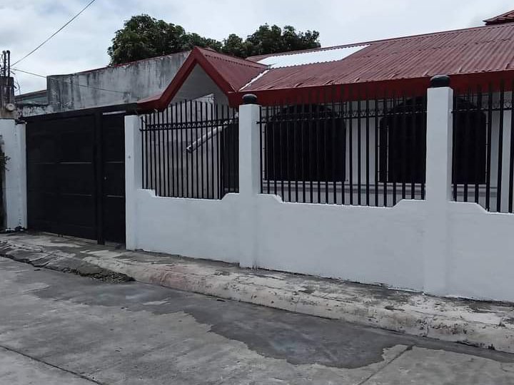 Pre-Owned 2-bedroom Townhouse For Sale in Bacolod Negros Occidental