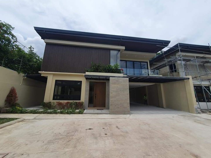 4 Bedroom Single Detached House For Sale in Paranaque