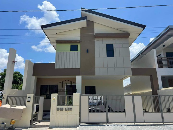 RFO 4-bedroom Single Attached House For Sale in Imus Cavite