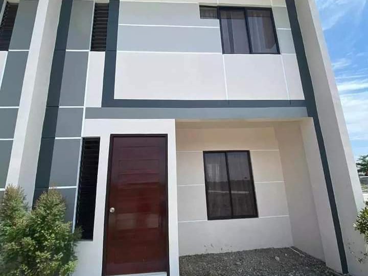 Pre selling townhouse in butuan
