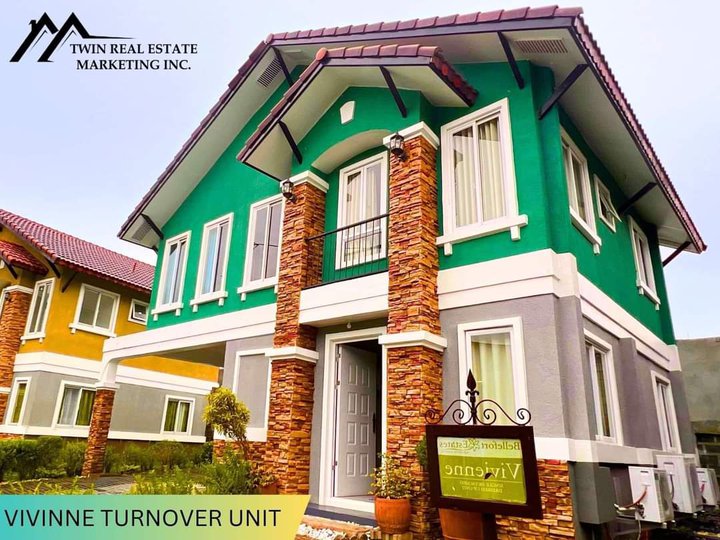 5-bedroom Single Detached House For Sale in Molino Bacoor Cavite