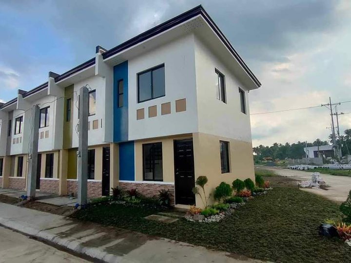 2-bedroom Townhouse For Sale in Lucena Quezon