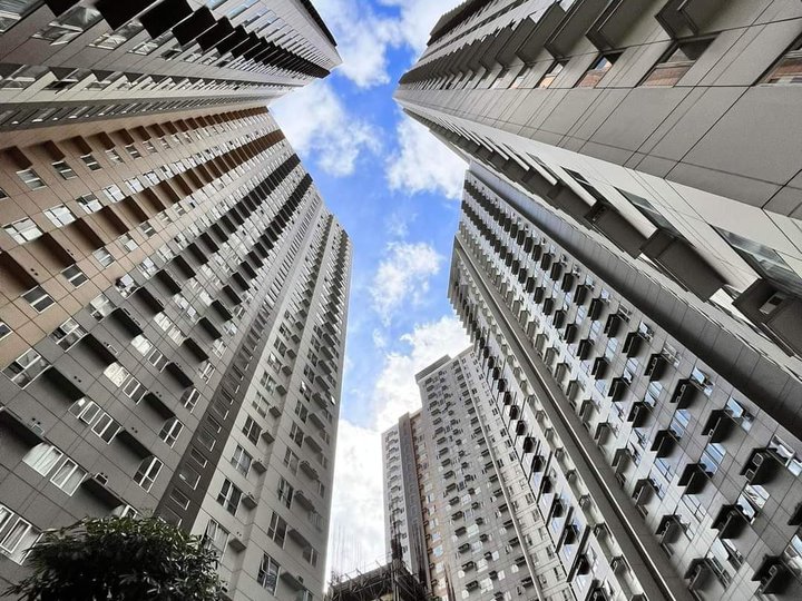 Ready For Occupancy Discounted 50.32 sqm 2-bedroom Residential Condo Rent-to-own in Mandaluyong