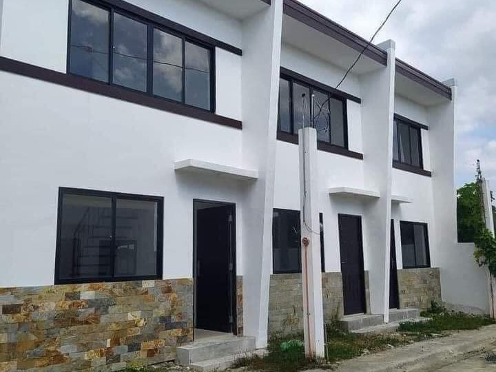 2 storey townhouse for sale in Tanza Cavite