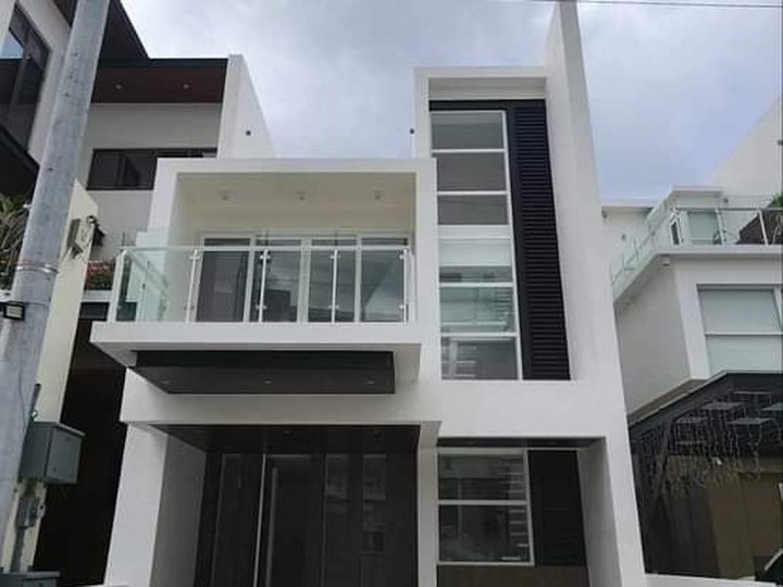 House and lot for sale in Acacia taguig City M.Residences near BGC