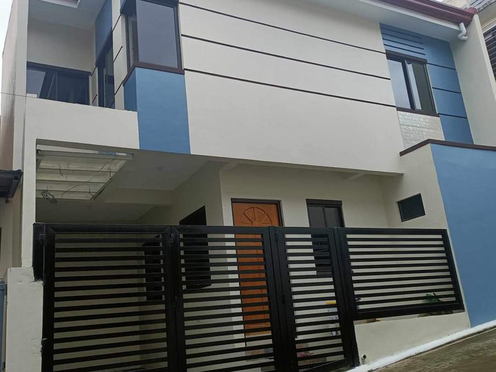 2 STOREY SINGLE ATTACHED HOUSE IN AMPARO SUBD. NORTH CALOOCAN