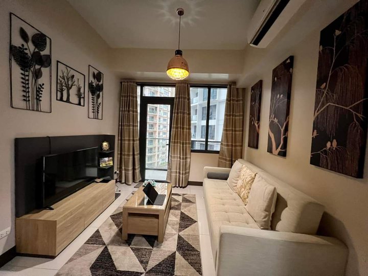 RUSH SALE: Warm Interior 1BR in The Florence Tower 2, Mckinley Hill