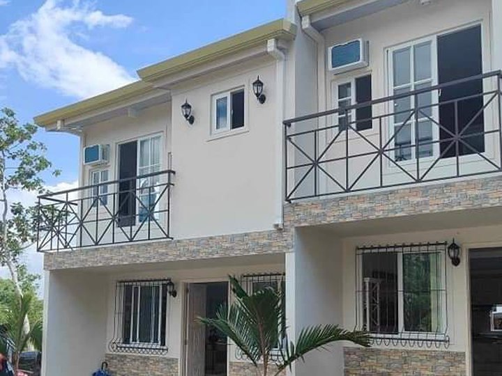 3-bedroom Townhouse For Sale