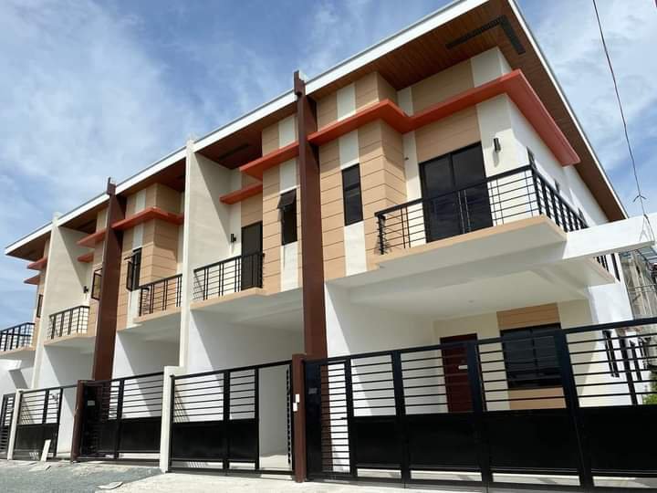 3-bedroom Townhouse For Sale in Bacoor Cavite