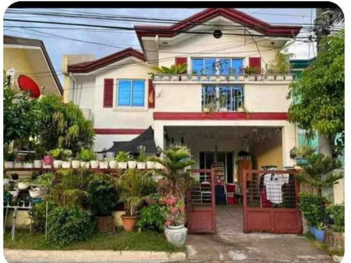 SINGLE DETACHED HOUSE FOR SALE INSIDE SUBDIVISION WITH 5BR 3TOILET