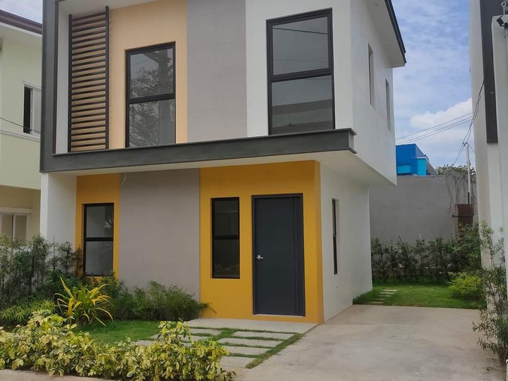 Modern Design 3-bedroom Single Attached House For Sale in Tanza Cavite