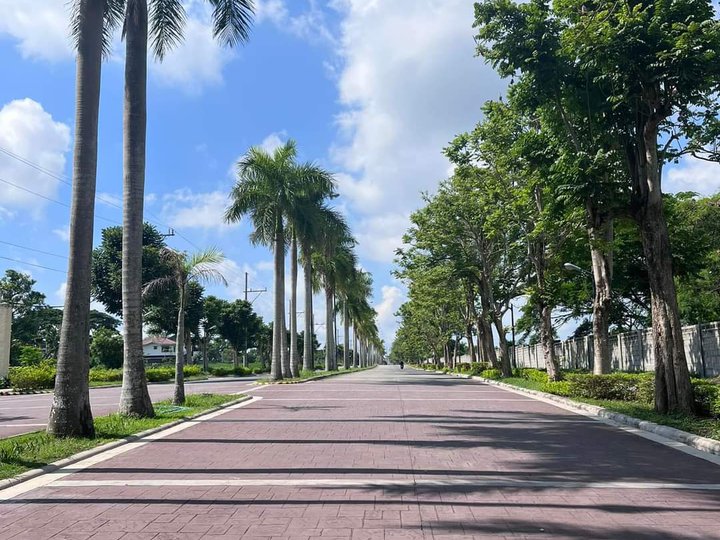 180sqm Residencial LOT for SALE! 32K MONTHLY RFO located in Sta. Rosa laguna