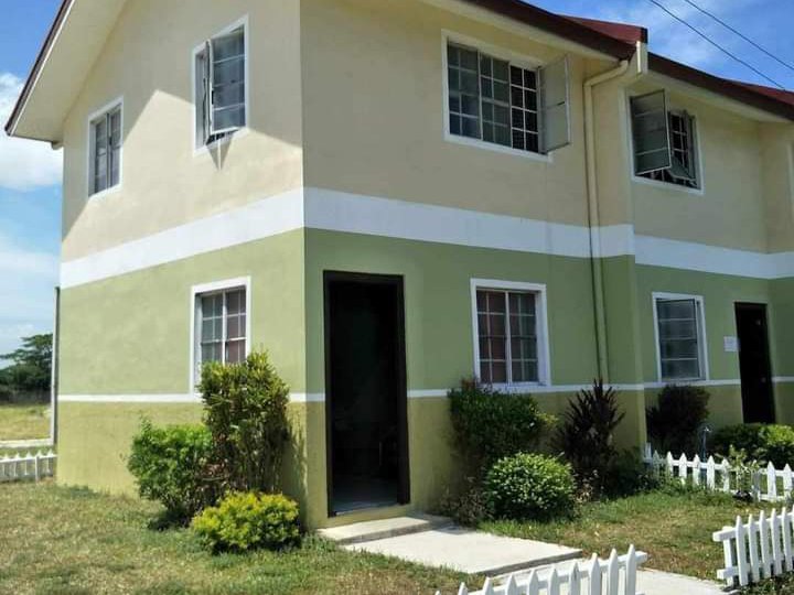 3-bedrooms Townhouse For Sale in Alaminos Laguna