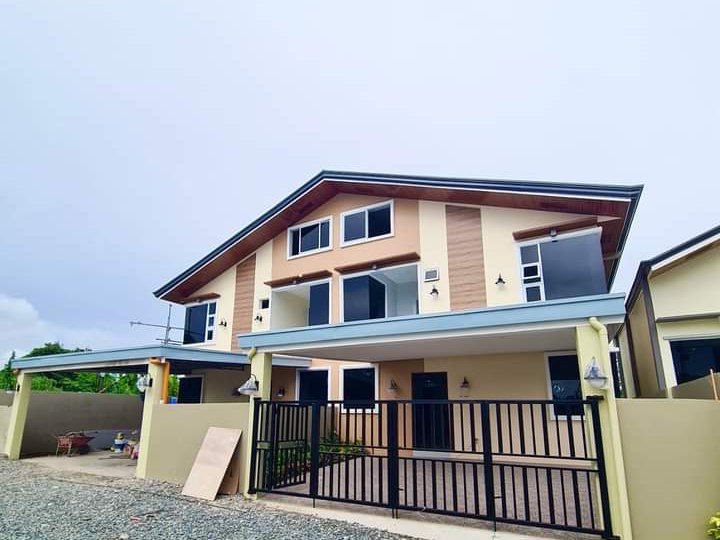 BRANDNEW MODERN DUPLEX TYPE HOUSE WITH POOL FOR SALE IN TAGAYTAY