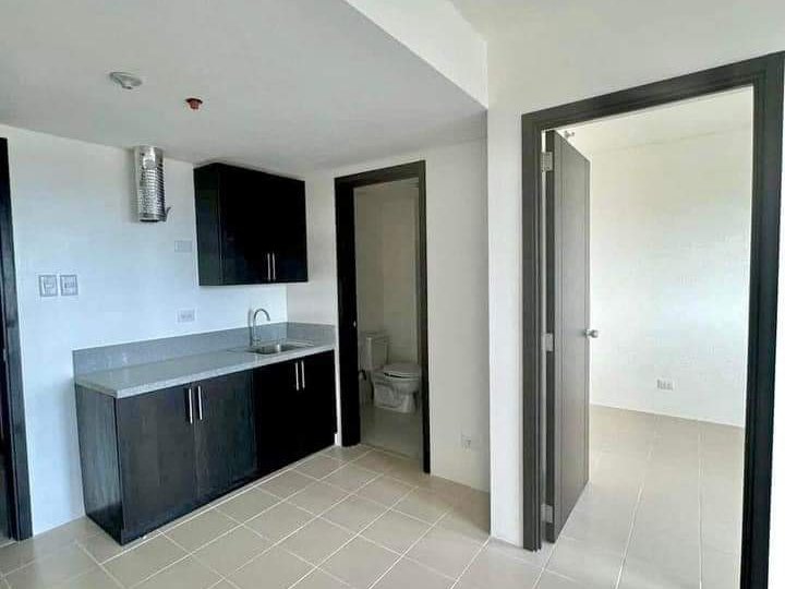 15K Monthly Rent To Own Condo in Pasig Near BGC