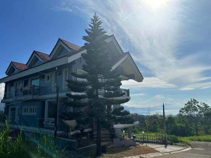 House For Rent in laurel Batangas boundary tagaytay laurel