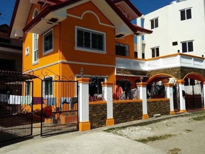3 Bed Room, 2 Storey House and Lot For Sale in Tagaytay