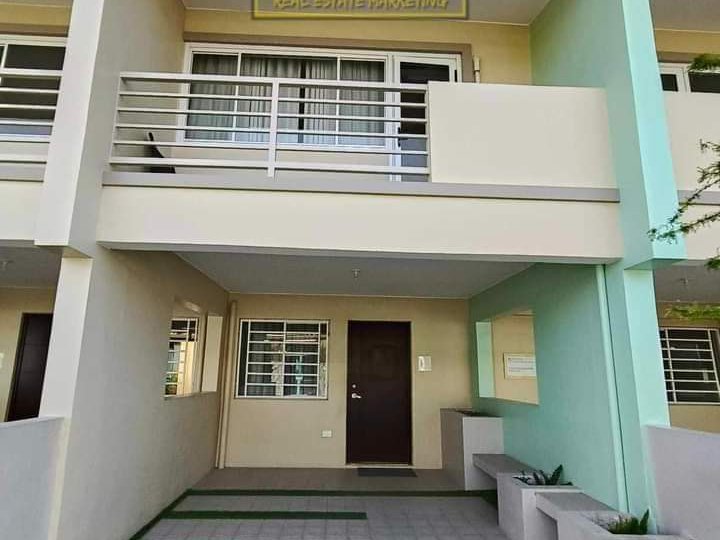 3-bedroom Townhouse For Sale in Tanza Cavite