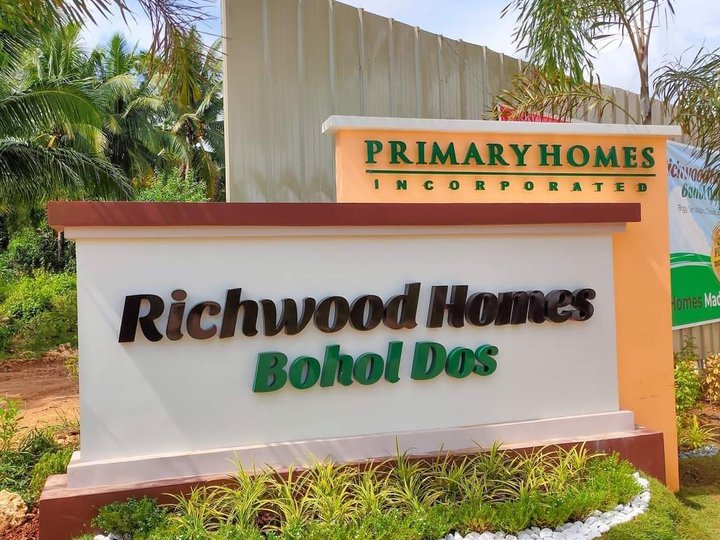 2-bedroom Townhouse For Sale in Dauis Bohol