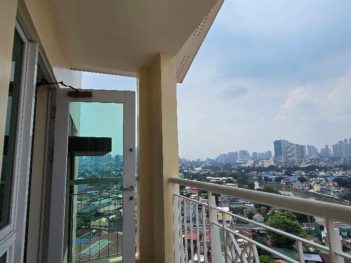 Condo for Sale 2 Bedroom Unit w/ balcony 25K MONTHLY RFO in Pasig