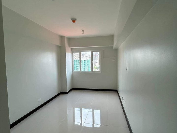 Ready For Occupancy 21.50 sqm Studio Office Condo For Sale in Pasay