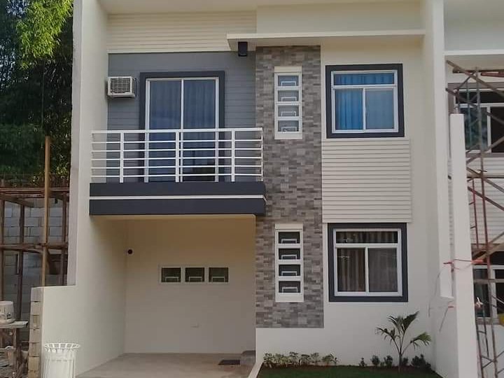 3-bedroom Townhouse For Sale in Antipolo Rizal