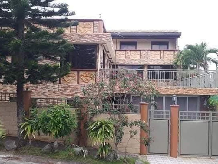 House And lot for Sale in tagaytay cavite inside subdivision