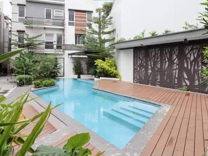 4-bedroom Townhouse with Common S.Pool For Sale in Tandang Sora Quezon City