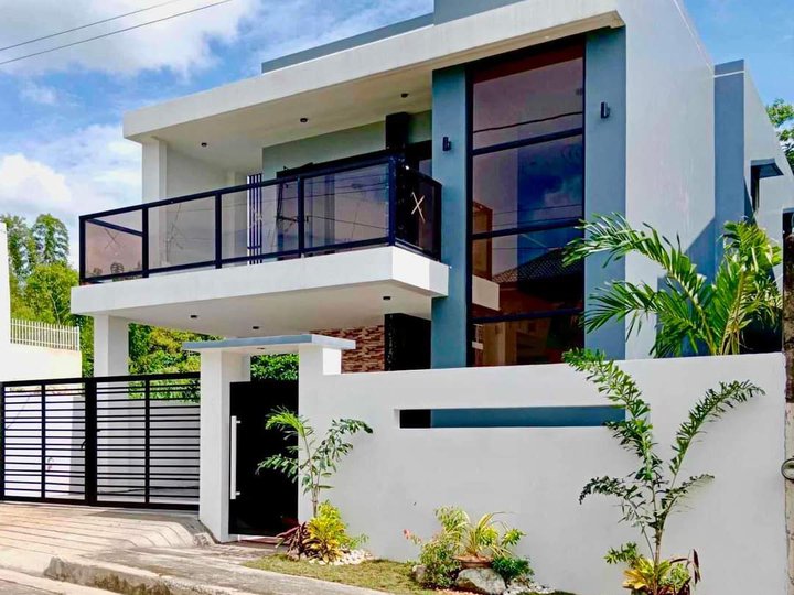 4-bedroom Single Attached House For Sale in Taytay Rizal