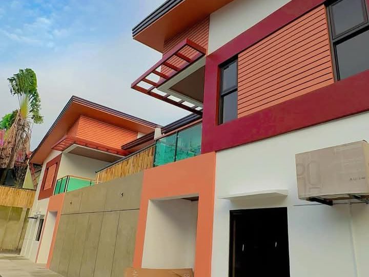 For Rent Luxury Villas with pool in  Clark Angeles Pampanga