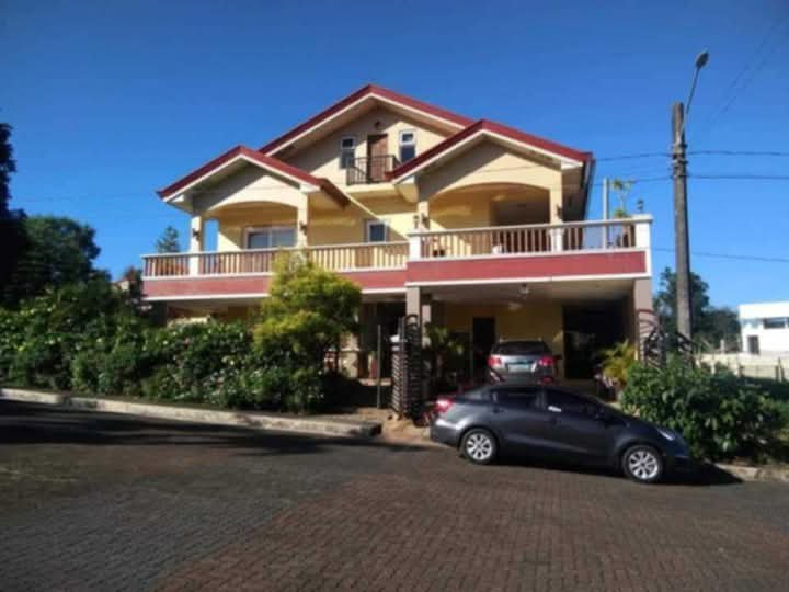 House and lot for Sale in soto grande tagaytay