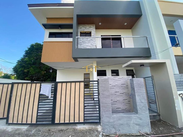 Ready For Occupancy 4-bedroom Single Attached House For Sale Town and Country Wesr in Bacoor Cavite