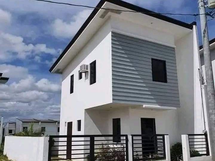 READY FOR OCCUPANCY IN TRECE MARTIRES CAVITE