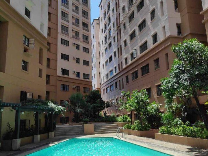 3BR Condo near MRT-Boni beside RTU IN mandaluyong City Rent to Own