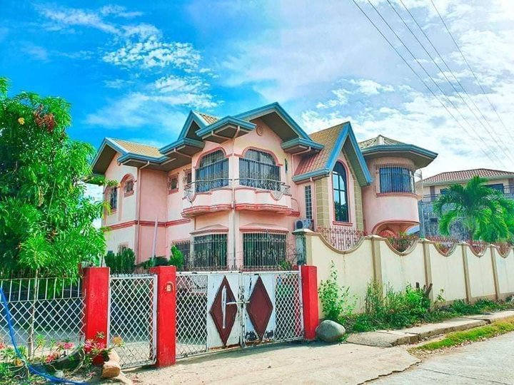 Clean Titled 2-Storey House and Lot FOR SALE in a Flood Free Area at Candon City, Ilocos Sur