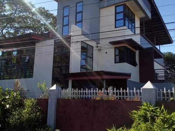 RUSHClean Titled 2-Storey with Rooftop FOR SALE in a Flood Free Area at Laoag City, Ilocos Norte