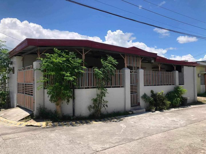 For Sale Pre Owned Bungalow Corner House In Fiesta Community Porac Pampanga Near Rockwell Nepo