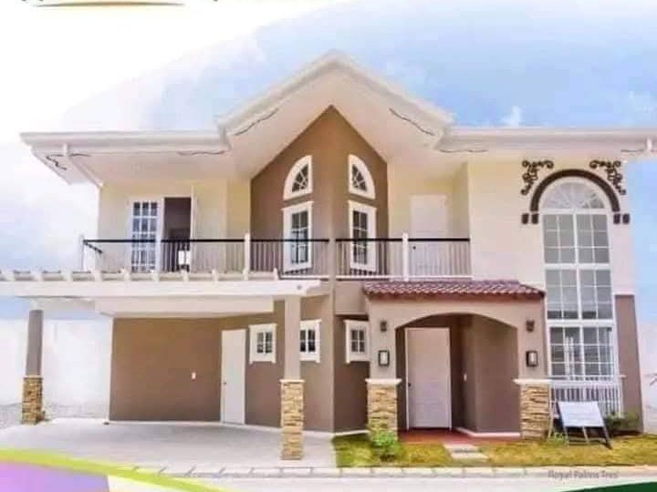 6-bedroom Single Detached House For Sale in Toledo Cebu