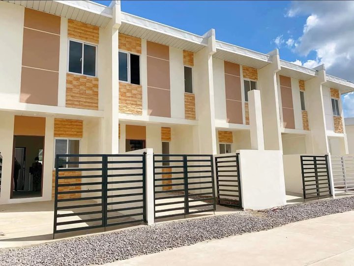 2-bedroom Townhouse For Sale in Padre Garcia Batangas