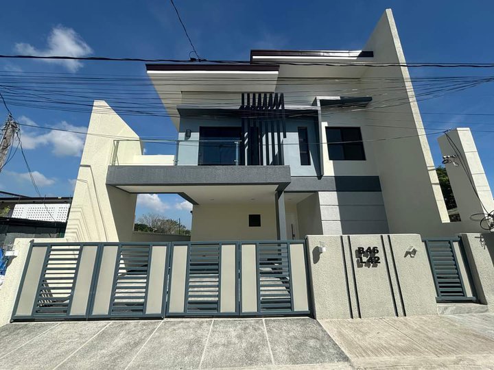 Ready For Occupancy 4-bedroom Single Detached House For Sale in Bacoor Cavite