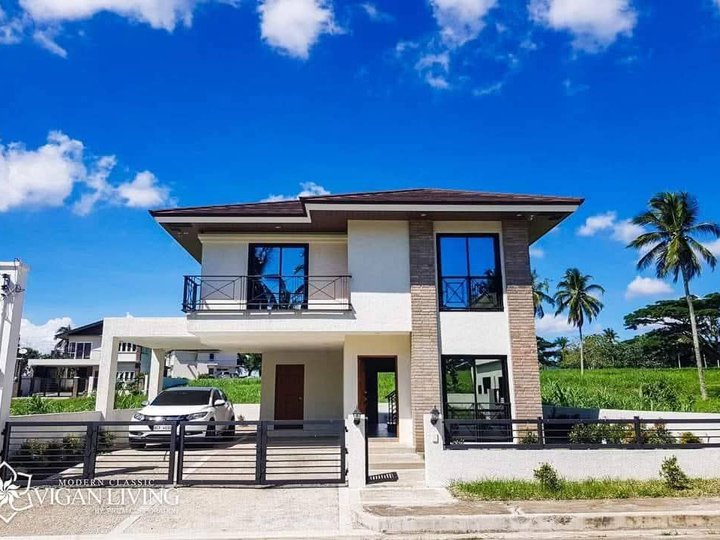 Ready for occupancy Single Detached house at Summitpoint Golf and Residential Estates Lipa Batangas