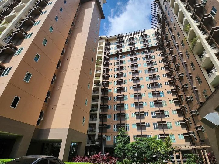Move in Ready Rent to Own condo Accessible Rochester Ortigas Makati BGC Ayala Sm Megamall Airport