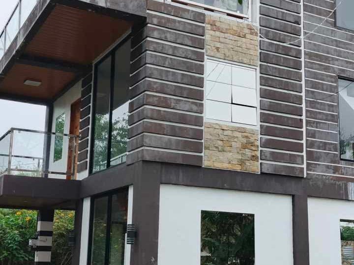Clean Titled 3-Storey House and Lot FOR SALE at Baguio City, Benguet